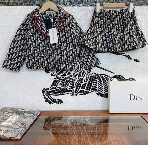 تيور ديور قطعتين ثقيل فخم جداً