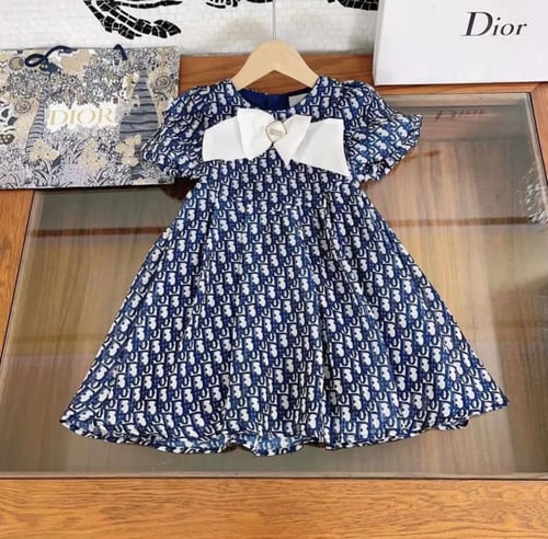 فستان ديور انيق للمناسبات+بروش