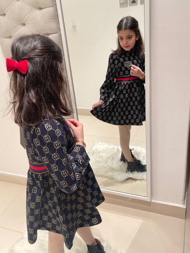 فستان قوتشي قطن ثقيل مزين ببروش لامع