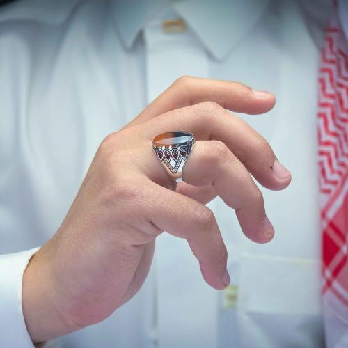 خاتم كلاسيكي عقيق يماني نادر