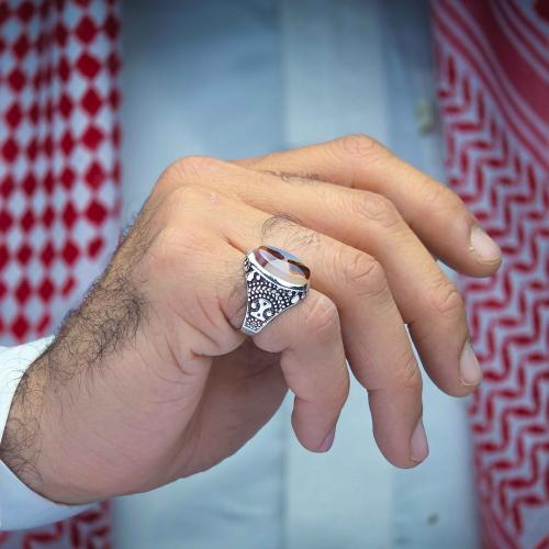 خاتم فضة عقيق يماني مزهر مصور