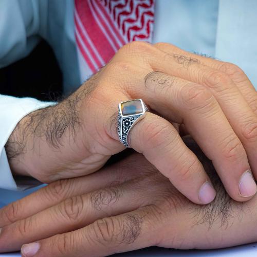 خاتم فضة عقيق يماني مزهر