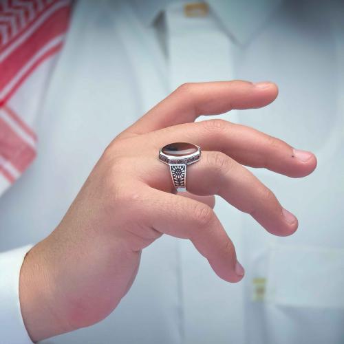 خاتم ملكي عقيق يماني كبدي زعفراني