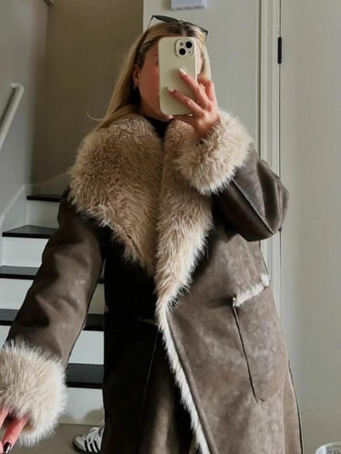 معطف نسائي دافئ