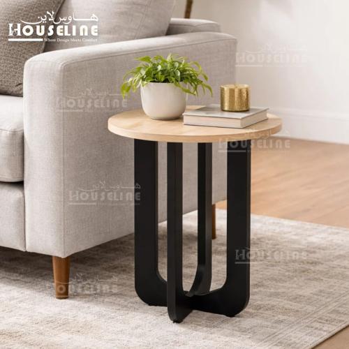 طاولة جانبية مودرن بسطح دائري وقاعدة معدنية بتصميم...