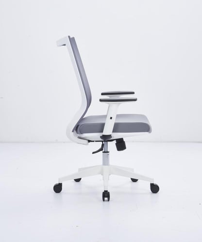 كرسي مكتبي 3017 B – راحة عملية ضمن اثاث مكتبي في ا...