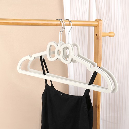 شماعات ملابس بخامة مخملية مانعة للانزلاق، توفير مس...