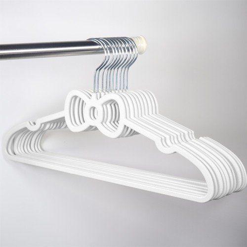 شماعات ملابس بخامة مخملية مانعة للانزلاق، توفير مس...