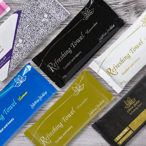 مناشف مبللة منعشة برائحة عطرية للوجه بروائح متعددة...