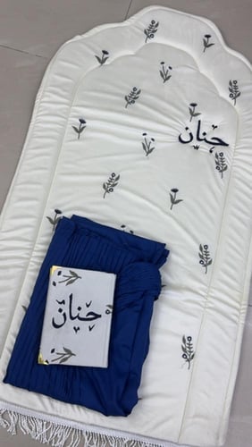 مجموعة الورد المنثور