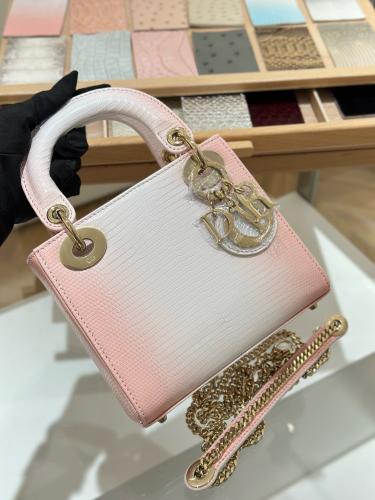 ليدي ديور ميني 17cm