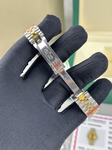 ساعه رولكس المقاس ٣١ مم