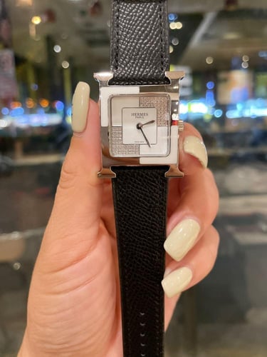 ساعه هيرميس