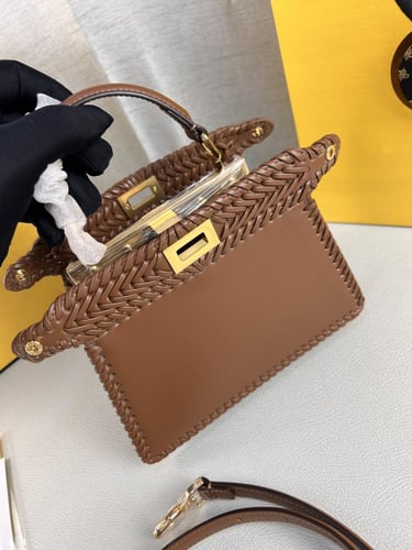 فندي بيكابو lseeU