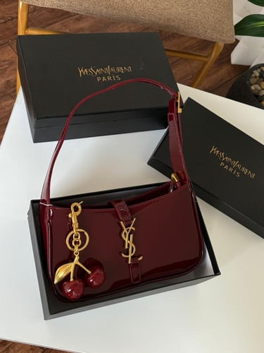 شنطة سان لوران