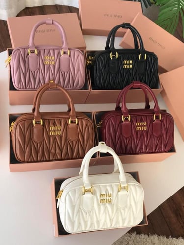 شنطة ميو ميو