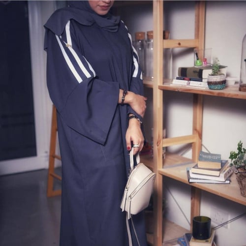 عباية ناعمه