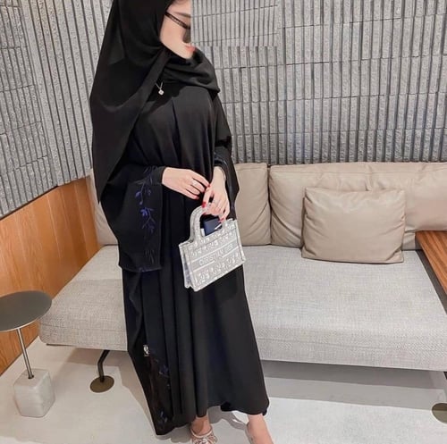 عباية تطريز