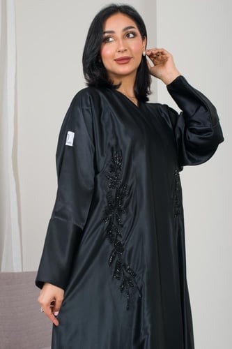 عباية AE8 | عباية تفته اسود