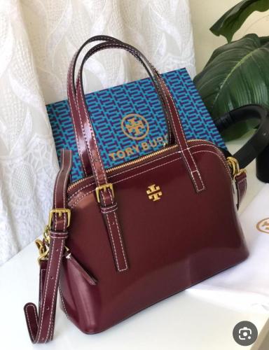 شنطة توري برتش