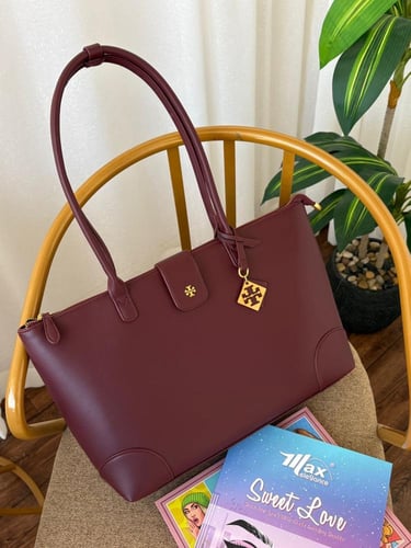 شنطة توري برتش