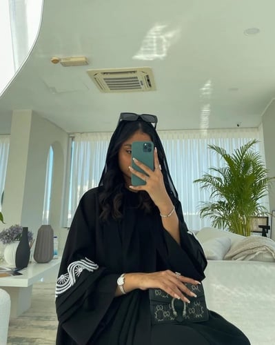 عباية تطريز