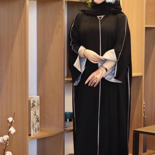 عباية ناعمه