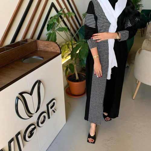 عباية ناعمه