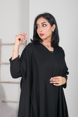 عبايه كلوش AE5