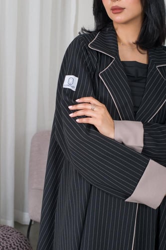 عبايه AE16 | عباية بليزر نص كلوش