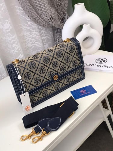 شنطة توري برتش