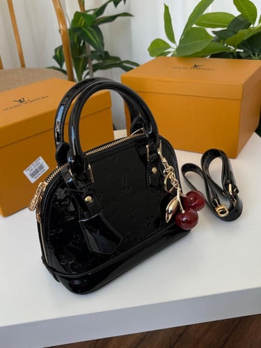 شنطة لويس فيتون