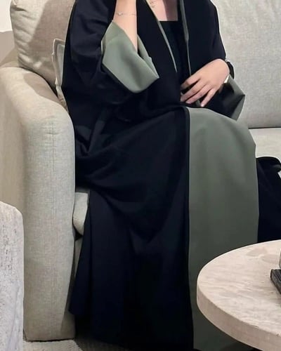 عبايه ناعمه دبل فيس