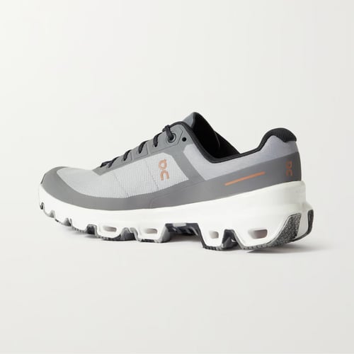 حذاء اون راننج لويفي