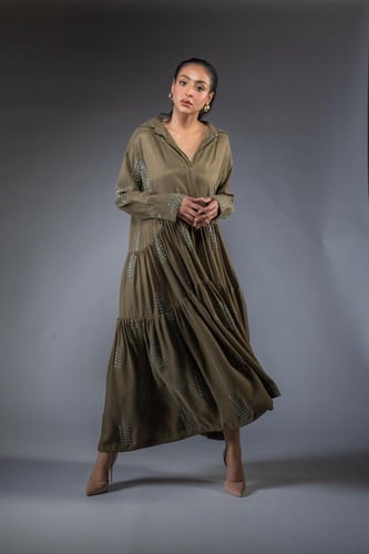 Long Flow Silk Dress with sequinned patterns