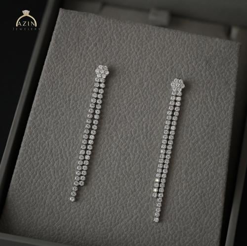 حلق فلاور أنيق تصميم الماس | فضة عيار 925