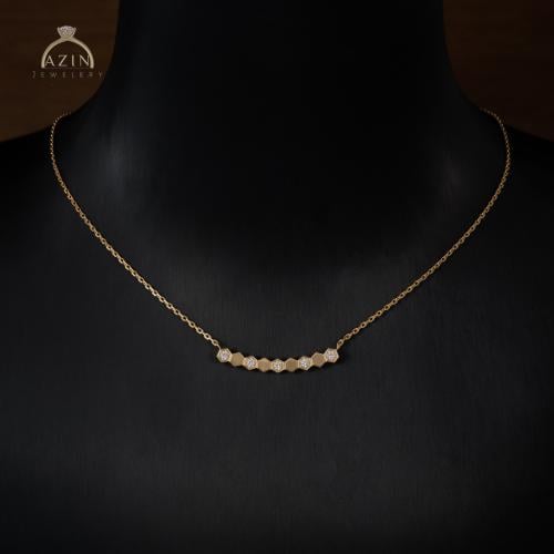 عقد انيق تصميم شوميه لون ذهبي | فضة عيار 925