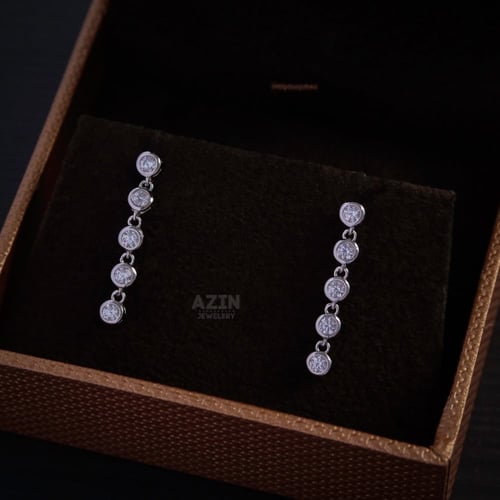 حلق ناعم 5 حبات زركون ، فضة عيار 925