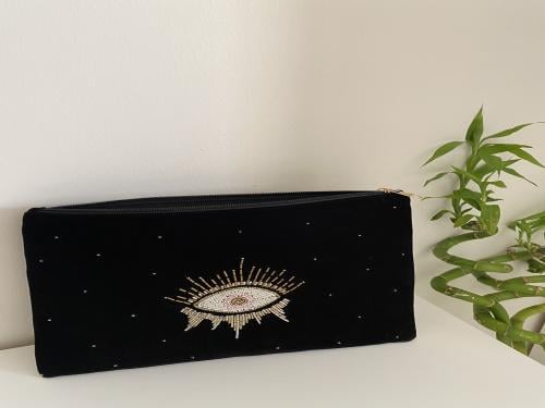 Eye Pouch