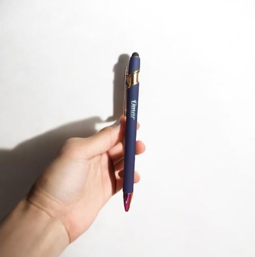 قلم حبر بحفر اسم " روز قولد "