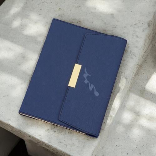 نوت بوك ازرق " نيلي "