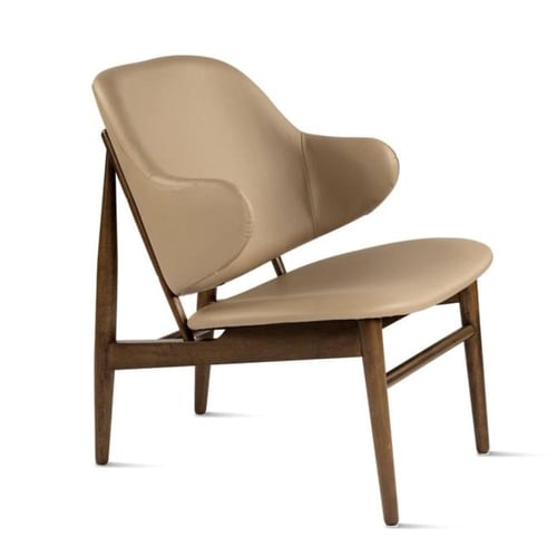 كرسي طعام وكافيه خشب بيج مع جلد بني للمقعد والظهر...