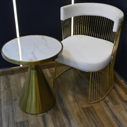 طقم طاولة قهوة ستيل ذهبي بسطح قزاز دائري مع كرسي س...