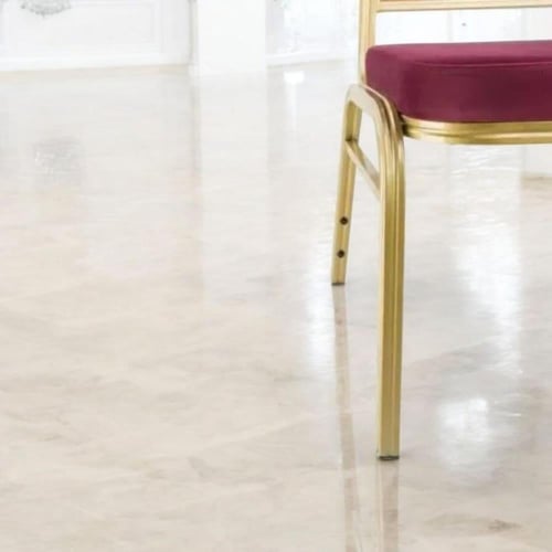 كرسي حفلات ومناسبات حديد ذهبي مع مقعد وظهر قماش اح...