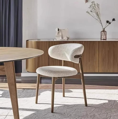 كرسي طعام حديد ديزاين خشب بني مع مقعد وظهر قماش بي...