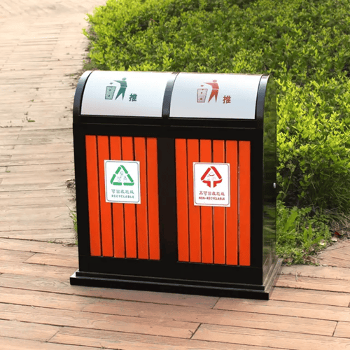 سلة مهملات خارجية خشبي احمر فتحتين GWD1176