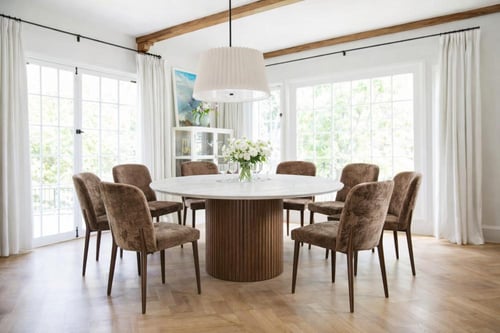 طاولة طعام فاخرة بديل رخام دائرية مع كراسي مخملية...