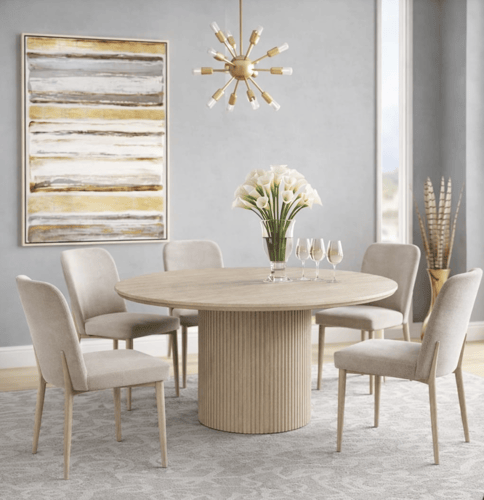 طقم طاولة طعام فاخرة بسطح رخامي ولون بيج أنيق متعد...