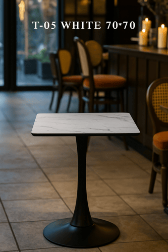 طاولة كافية مربعة بقاعدة مركزية — تصميم عصري بثلاث...