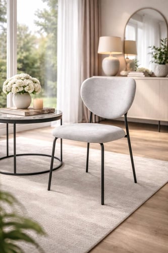 كرسي طعام مبطن بتصميم عصري وألوان متعددة